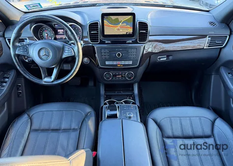 2018 Mercedes-Benz Gls 450 4Matic z USA, uszkodzony, nr VIN 4JGDF6EE3JB038671